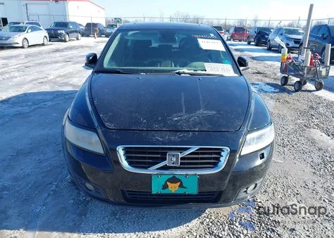 2010 Volvo V50 2.4I из США, поврежденный, VIN YV1390MW3A2531453